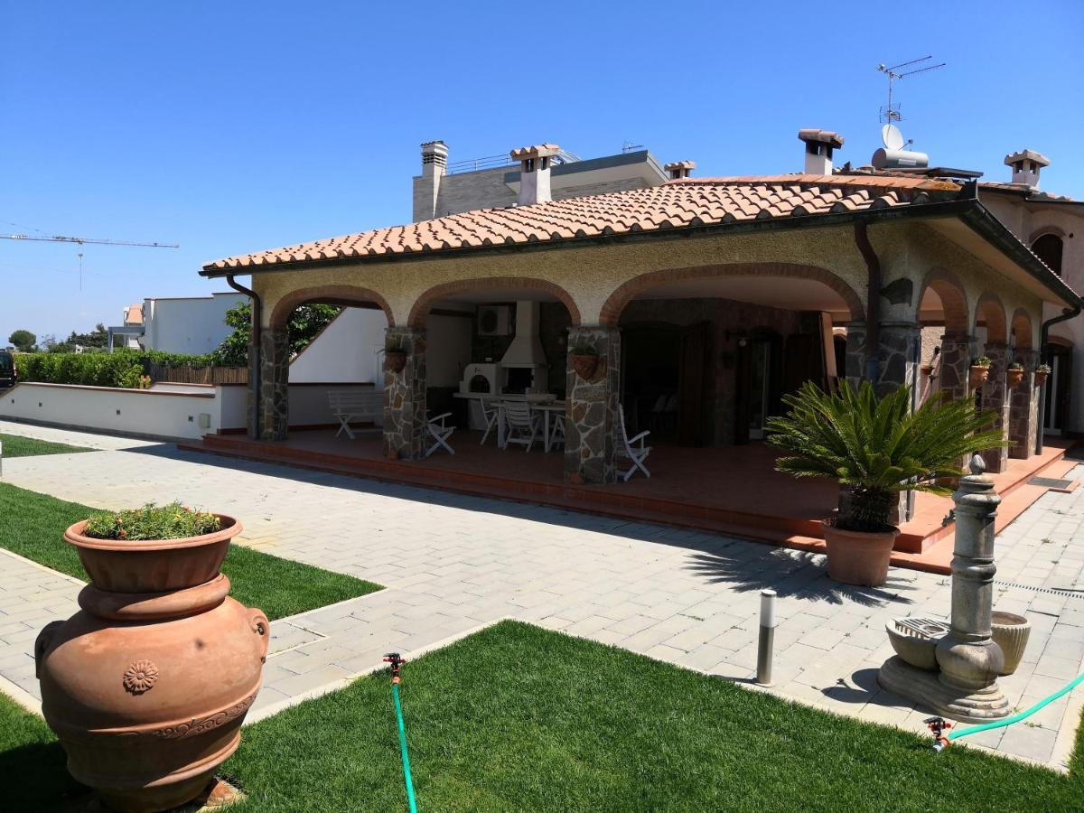 Casa Mari Bed & Breakfast Principina Terra Exterior photo